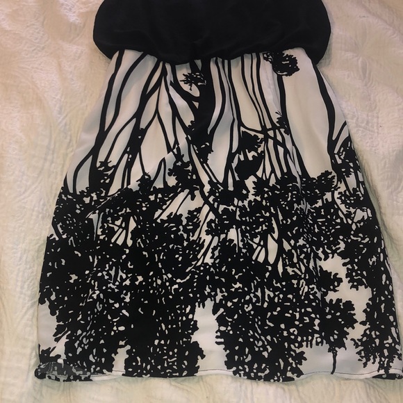 Black and white mini dress - Picture 2 of 3